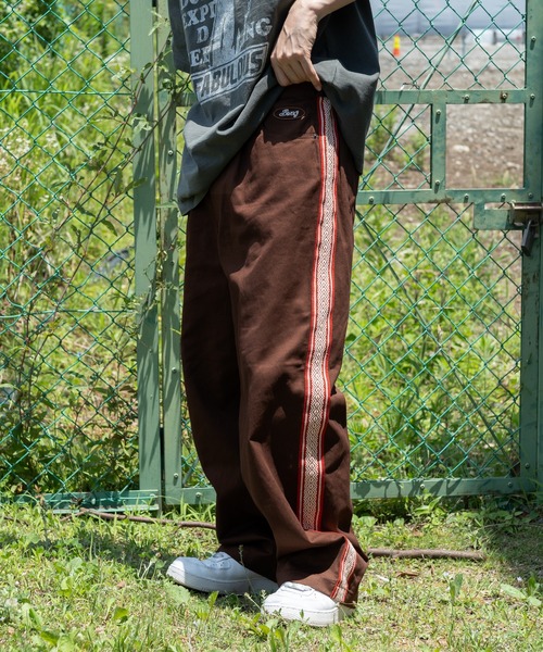 kutir（クティール）の「ワッペン付きトラックラインパンツ（その他パンツ・メンズ・カーキ/ブラック/ダークブラウン・MEDIUM/SMALL/LARGE）」の19枚目の写真