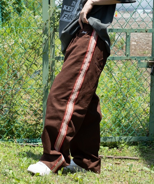 kutir（クティール）の「ワッペン付きトラックラインパンツ（その他パンツ・メンズ・カーキ/ブラック/ダークブラウン・MEDIUM/SMALL/LARGE）」の15枚目の写真