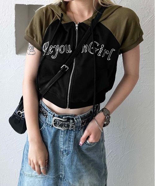 sedacle（セダクル）の「【SDG】short length zip hoodie（Tシャツ/カットソー・レディース・ブラック・FREE）」の2枚目の写真