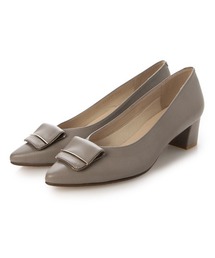 【レイン対応】 Vカットモチーフパンプス