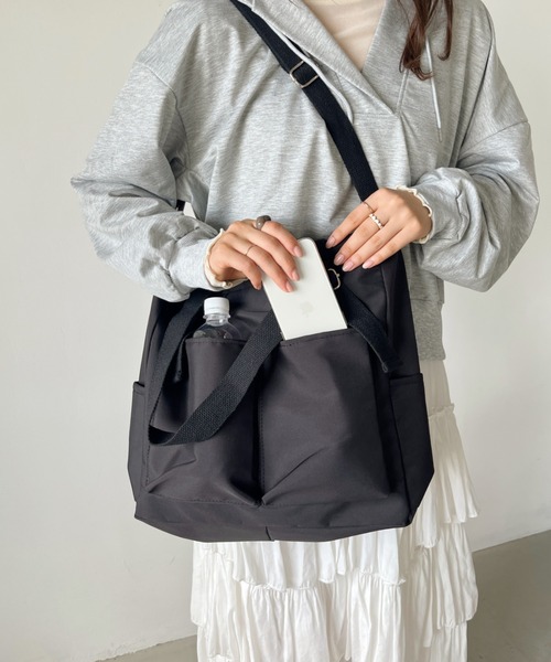 CLEA（クレア）の「アジャスター付き ミリタリースクエアショルダーバッグ（ショルダーバッグ・レディース・カーキ/アイボリー/ブラック・FREE）」の21枚目の写真