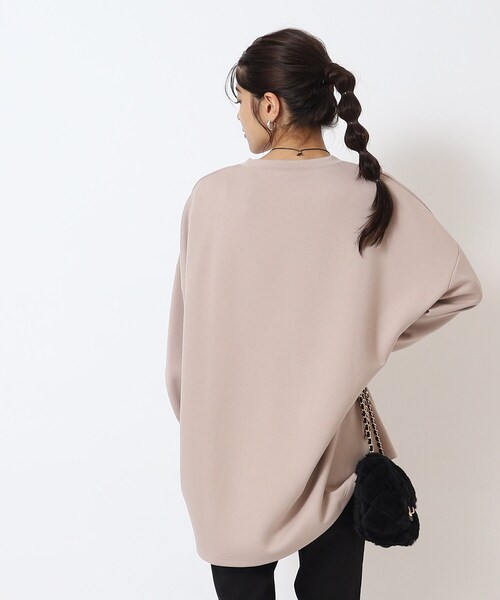 SHOO・LA・RUE(シューラルー)の「◆【体型カバー】なめらかタッチ ダンボール ドルマン切り替えトップス(Tシャツ/カットソー・レディース・ブラック/ベージュ/チャコールグレー/ピンク系/グリーン系・00)」の12枚目の写真
