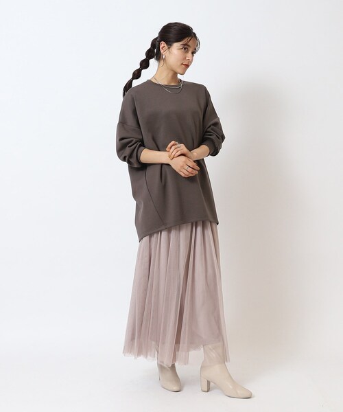 SHOO・LA・RUE(シューラルー)の「◆【体型カバー】なめらかタッチ ダンボール ドルマン切り替えトップス(Tシャツ/カットソー・レディース・ブラック/ベージュ/チャコールグレー/ピンク系/グリーン系・00)」の13枚目の写真