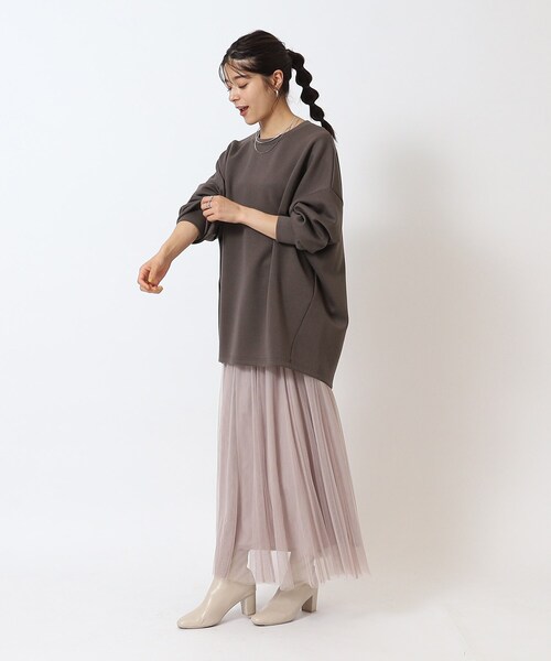 SHOO・LA・RUE(シューラルー)の「◆【体型カバー】なめらかタッチ ダンボール ドルマン切り替えトップス(Tシャツ/カットソー・レディース・ブラック/ベージュ/チャコールグレー/ピンク系/グリーン系・00)」の14枚目の写真