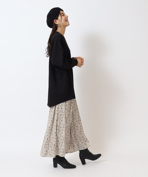 SHOO・LA・RUE(シューラルー)の「◆【体型カバー】なめらかタッチ ダンボール ドルマン切り替えトップス(Tシャツ/カットソー・レディース・ブラック/ベージュ/チャコールグレー/ピンク系/グリーン系・00)」の20枚目の写真