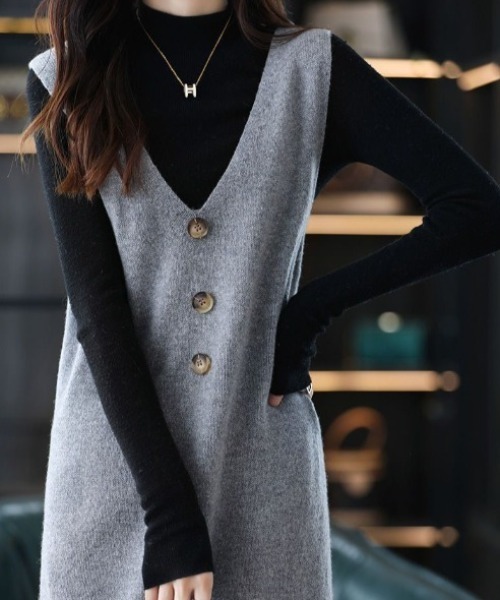 deux amour（ドゥーザムール）の「マーブルボタン深VニットノースリOP（ワンピース・レディース・グレー/ベージュ/ブラウン・FREE）」の4枚目の写真