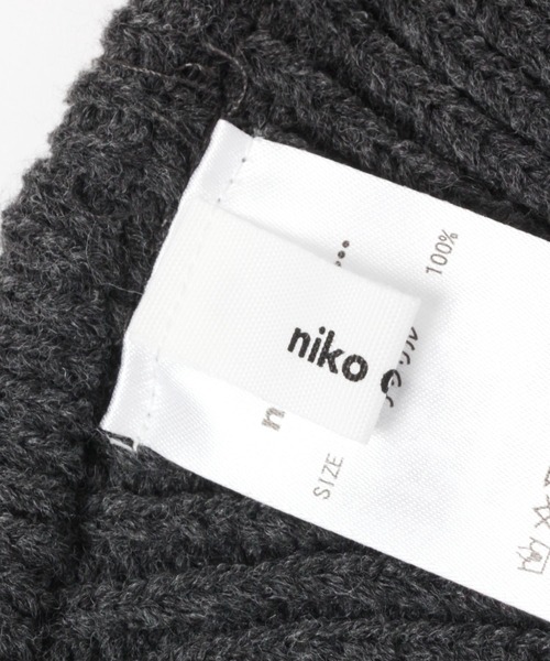 niko and...（ニコアンド）の「オリジナルパイロット風ニット帽（ニットキャップ/ビーニー・レディース・チャコール/ベージュ・FREE）」の9枚目の写真
