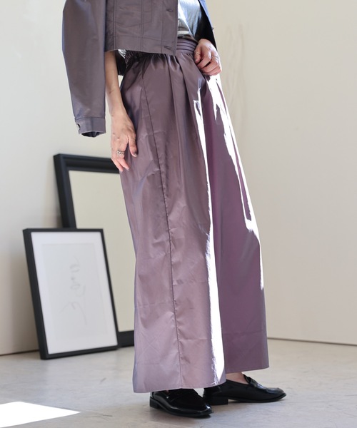 ULEULA（ウルア）の「ギャザーボリュームコクーンスカート（スカート・レディース・ブラウン/カーキ/ブラック・FREE）」の5枚目の写真