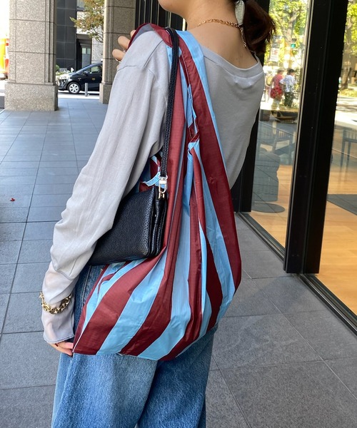 DouDou(ドゥドゥ)の「【BAGGU/バグゥ】23HO STANDARD BAGGU(エコバッグ/サブバッグ・レディース・グリーン/ブルー・FREE)」の13枚目の写真