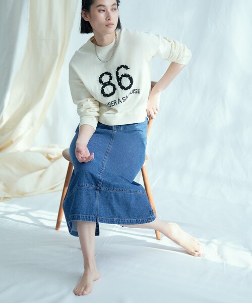 GALLEST(ギャレスト)の「フレアデニムスカート(デニムスカート・レディース・アイボリー/チャコールグレー/ネイビー・40/38/36)」の4枚目の写真