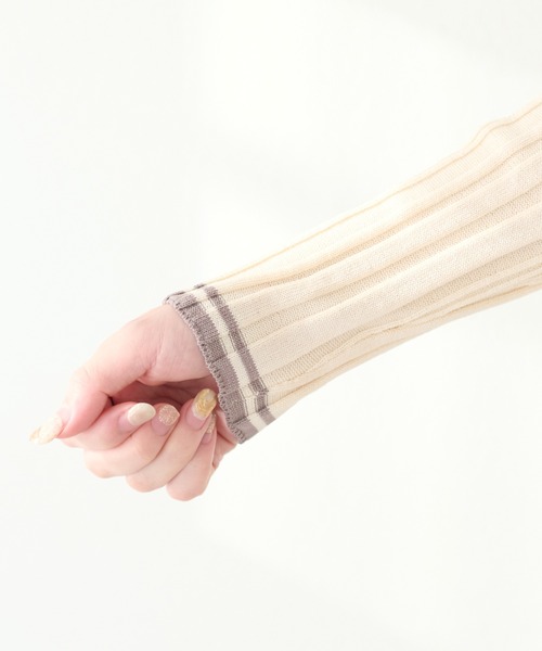 natural couture(ナチュラルクチュール)の「WEB限定 / ランダムリブ配色きれいめニット(ニット/セーター・レディース・アイボリー/ラベンダー/ネイビー/オレンジ/グレイッシュベージュ・FREE)」の10枚目の写真