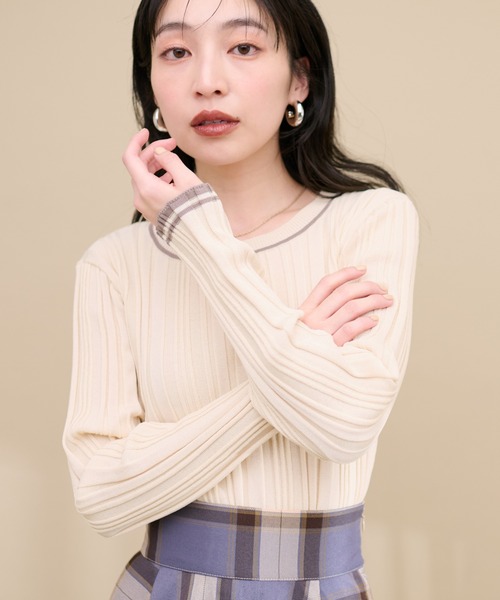 natural couture(ナチュラルクチュール)の「WEB限定 / ランダムリブ配色きれいめニット(ニット/セーター・レディース・アイボリー/ラベンダー/ネイビー/オレンジ/グレイッシュベージュ・FREE)」の13枚目の写真