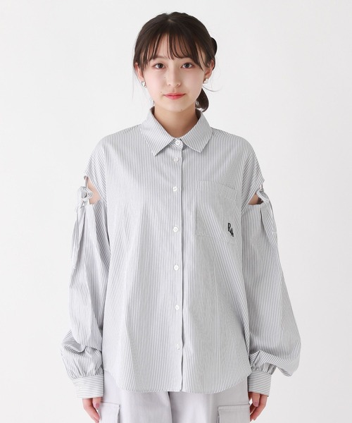 repipi armario（レピピ アルマリオ）の「ストライプカタリボンブラウス（シャツ/ブラウス・キッズ・ブラック/サックスブルー/ピンク・MEDIUM/SMALL/LARGE）」の8枚目の写真