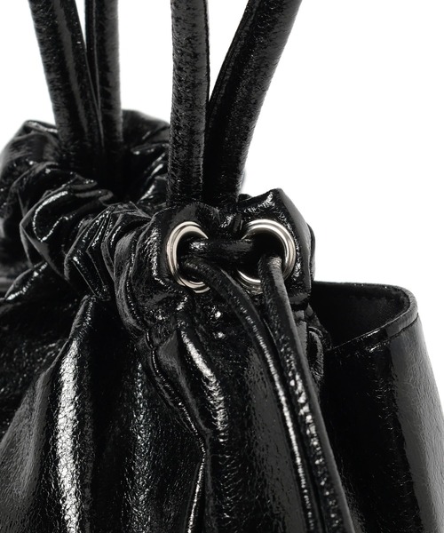 LOWRYS FARM（ローリーズファーム）の「２ＷＡＹメタリックキンチャク  996845（ハンドバッグ・レディース・ブラック/シルバー/グリーン・FREE）」の14枚目の写真