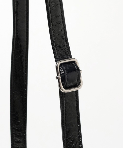 LOWRYS FARM（ローリーズファーム）の「２ＷＡＹメタリックキンチャク  996845（ハンドバッグ・レディース・ブラック/シルバー/グリーン・FREE）」の22枚目の写真