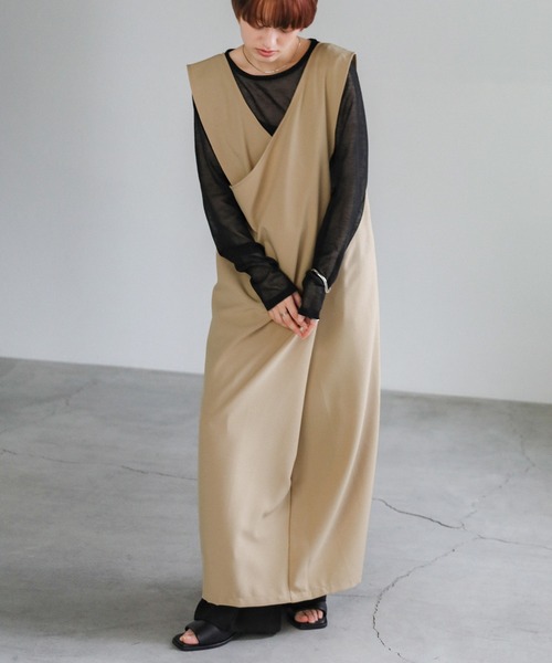 select MOCA（セレクトモカ）の「Vネック2WAYジャンスカ（ジャンパースカート・レディース・ブラック/アイボリー/ベージュ・LARGE/MEDIUM）」の3枚目の写真