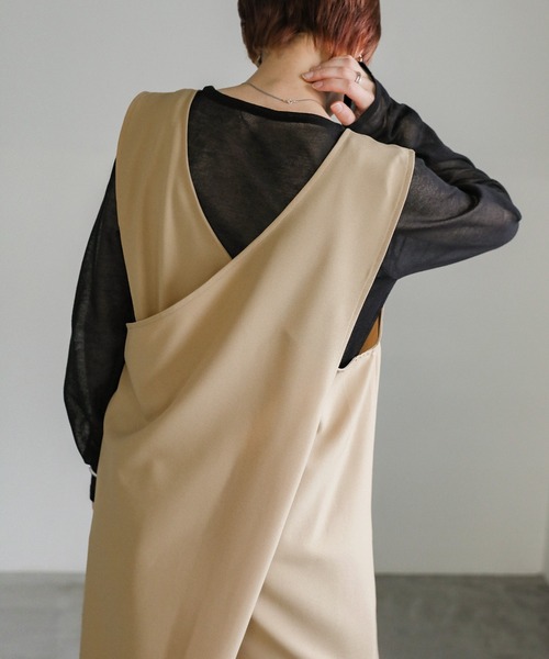 select MOCA（セレクトモカ）の「Vネック2WAYジャンスカ（ジャンパースカート・レディース・ブラック/アイボリー/ベージュ・LARGE/MEDIUM）」の10枚目の写真