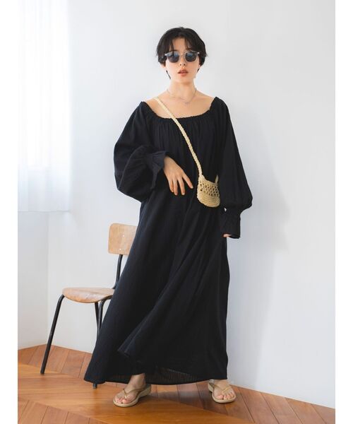 Ungrid（アングリッド）の「オフショルギャザーボリュームワンピース（ワンピース・レディース・オレンジ/ブラック・FREE）」の20枚目の写真