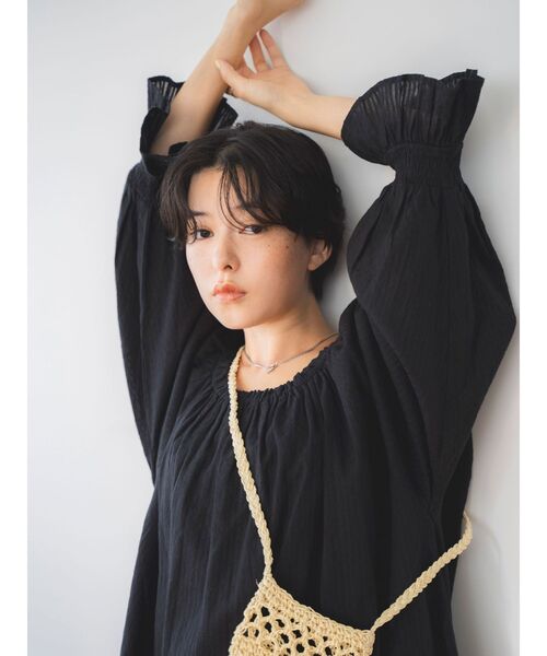 Ungrid（アングリッド）の「オフショルギャザーボリュームワンピース（ワンピース・レディース・オレンジ/ブラック・FREE）」の22枚目の写真