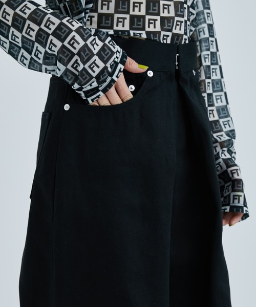 JOHN LAWRENCE SULLIVAN（ジョンローレンスサリバン）の「【JOHN LAWRENCE SULLIVAN/ジョンローレンスサリバン】RIGID DENIM WIDE PANTS (SHORT LENGTH)（デニムパンツ・レディース・ブラック/ホワイト・XS/S）」の18枚目の写真