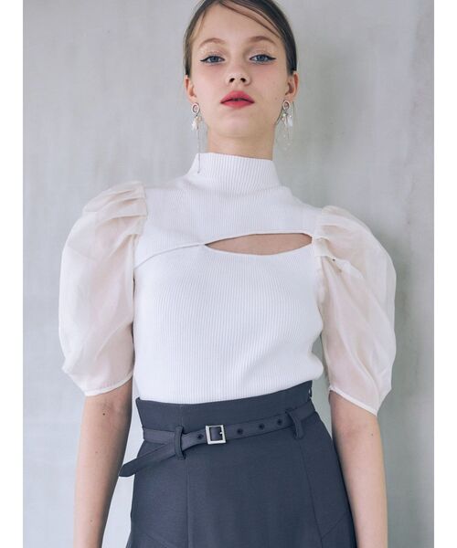 MERCURYDUO（マーキュリーデュオ）の「2WAY異素材パフスリーブカットアウトニット（ニット/セーター・レディース・オフホワイト/ブラック/ラベンダー・FREE）」の6枚目の写真