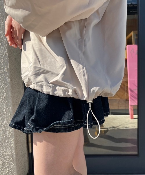 nemne store(ネンネストア)の「【低身長サイズあり】バッグロゴナイロンドロストプルオーバー(その他トップス・レディース・ネイビー/グレー・SMALL/MEDIUM)」の13枚目の写真