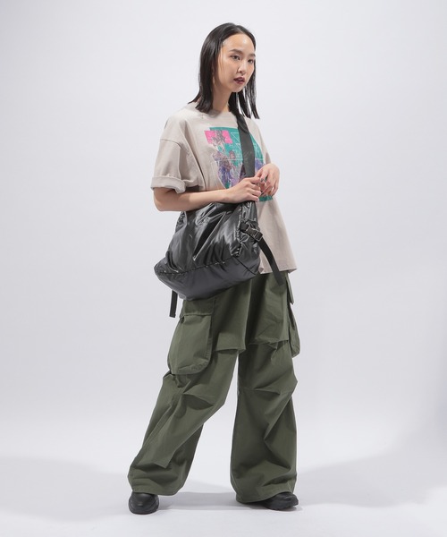PAGEBOY(ページボーイ)の「メルティフラワーアートTシャツ(Tシャツ/カットソー・レディース・オフホワイト/チャコールグレー/ベージュ・FREE)」の21枚目の写真