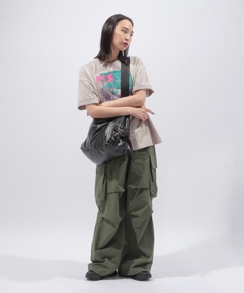 PAGEBOY(ページボーイ)の「メルティフラワーアートTシャツ(Tシャツ/カットソー・レディース・オフホワイト/チャコールグレー/ベージュ・FREE)」の22枚目の写真