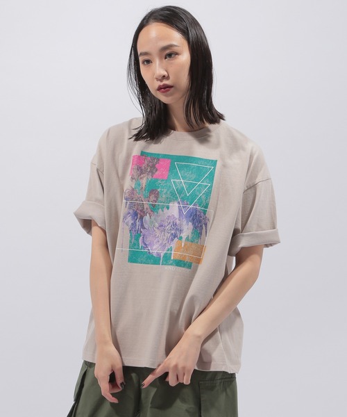 PAGEBOY(ページボーイ)の「メルティフラワーアートTシャツ(Tシャツ/カットソー・レディース・オフホワイト/チャコールグレー/ベージュ・FREE)」の20枚目の写真