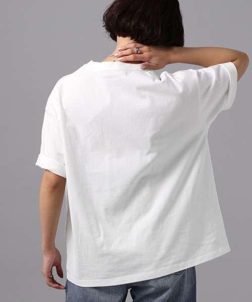 PAGEBOY(ページボーイ)の「メルティフラワーアートTシャツ(Tシャツ/カットソー・レディース・オフホワイト/チャコールグレー/ベージュ・FREE)」の4枚目の写真