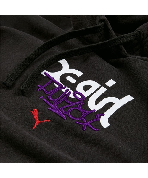 PUMA（プーマ）の「PUMA プーマ ウィメンズ PUMA x X-girl グラフィック フーディ（パーカー・レディース・オリーブ/ライトグレー/ブラック・MEDIUM/SMALL/X-SMALL/LARGE）」の14枚目の写真