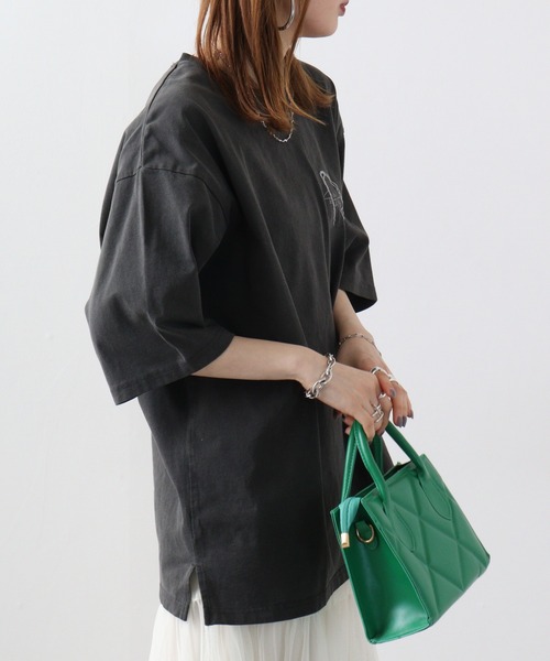 RE730(アールイーセブンサーティー)の「Vintage logo print short sleeve T-shirt / 古着風ロゴプリント半袖Tシャツ unisex(Tシャツ/カットソー・メンズ・ピンク系その他/グレー系その他/ブルー系その他2/ブラック系その他2/グレー系その他2/ブラック/ブルー系その他3/グレー/ピンク/ブルー系その他/ブラック系その他/ブラック系その他3/グレー系その他3・M/L)」の14枚目の写真