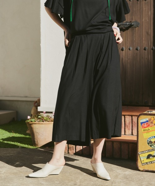 manana suerte（マニャーナスエルテ）の「レーヨンギャザーワイドパンツ（その他パンツ・レディース・ブラック/ブルー/ピンク・FREE）」の14枚目の写真