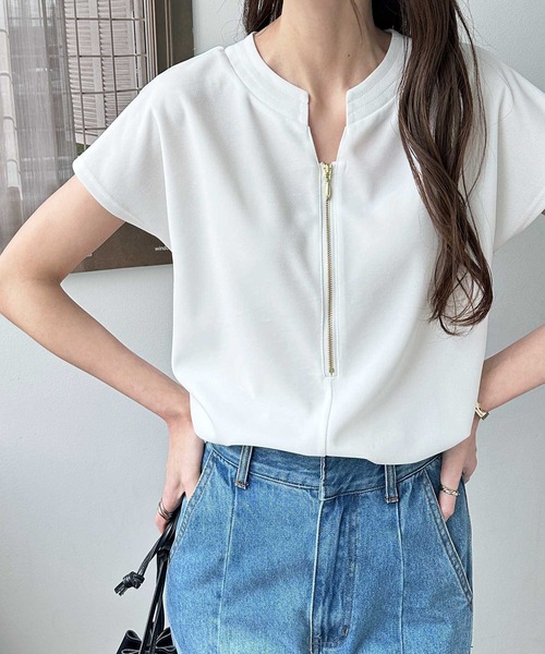 GeeRA(ジーラ)の「前後2WAYジップTシャツブラウス(シャツ/ブラウス・レディース・ブラック/オフホワイト・MEDIUM/LARGE)」の2枚目の写真