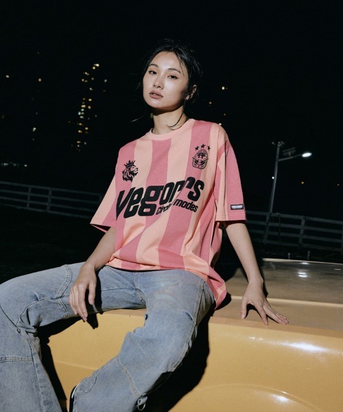 Ressaca(レサーカ)の「オーバーサイズ ユニフォームデザイン ロゴプリントストライプゲームシャツ ブロークコア(Tシャツ/カットソー・メンズ・ブルー/オレンジ・M/L/XL)」の18枚目の写真
