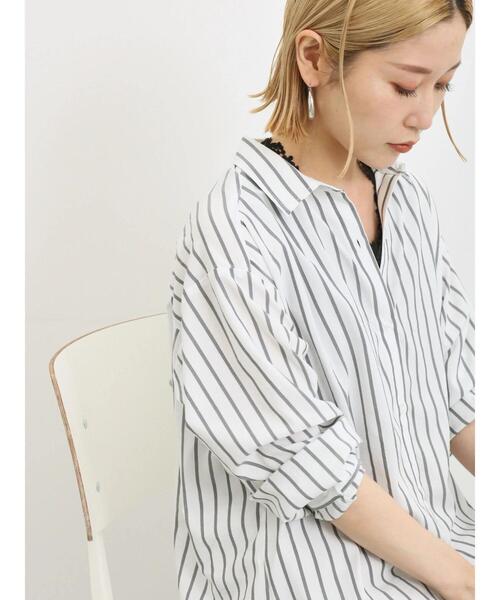 Samansa Mos2 blue(サマンサモスモスブルー)の「花レース付タンク(Tシャツ/カットソー・レディース・オフホワイト/ブラック・F)」の15枚目の写真