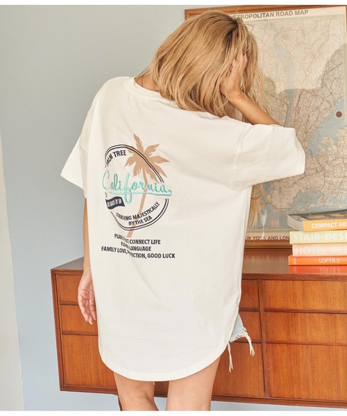 anap mimpi（アナップミンピ）の「パームツリー メッセージ 刺繍 コットン ビッグ Tシャツ（Tシャツ/カットソー・レディース・ホワイト/ダークグレー/グレー・FREE）」の2枚目の写真