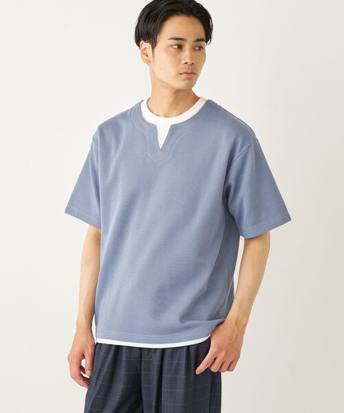 SHIPS Colors(シップス カラーズ)の「SHIPS Colors:〈手洗い可能〉フェイクレイヤード キーネック ショートスリーブ(Tシャツ/カットソー・メンズ・ダークグレー/グリーン/ブルー・MEDIUM/LARGE/X-LARGE)」の3枚目の写真