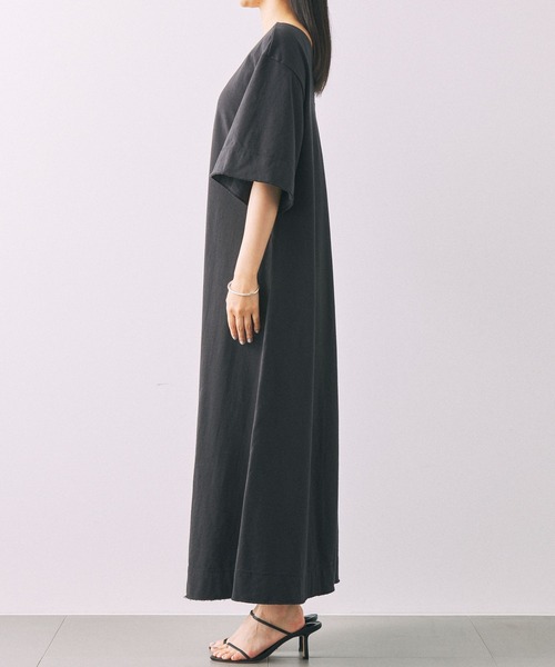 【セール】バックVカットフレアワンピース（ワンピース）｜BABYLONE（バビロン）