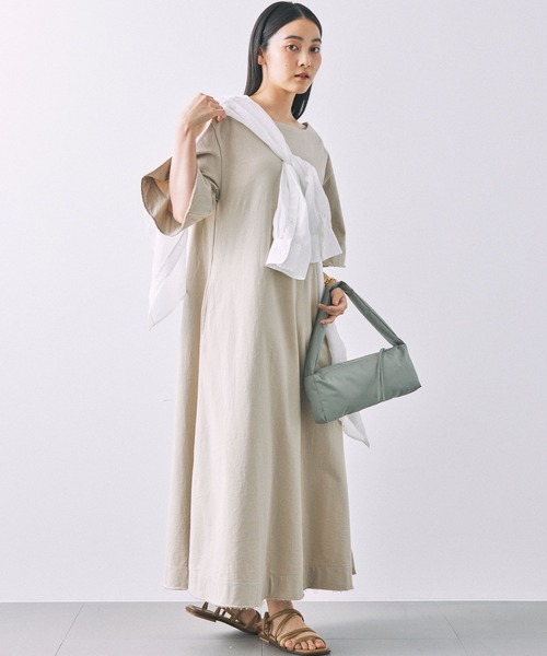 【セール】バックVカットフレアワンピース（ワンピース）｜BABYLONE（バビロン）