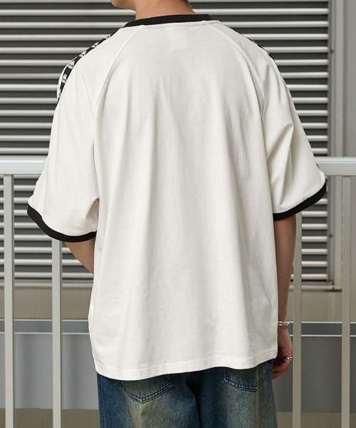 Kappa（カッパ）の「Kappa / カッパ 別注 ロゴ刺繍 サイドライン ラグラン リンガー半袖Tシャツ（Tシャツ/カットソー・メンズ・ブラック/オフホワイト/グレイッシュブルー/グレイッシュベージュ/ダークグレー・L/M）」の9枚目の写真