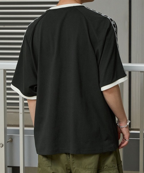 Kappa（カッパ）の「Kappa / カッパ 別注 ロゴ刺繍 サイドライン ラグラン リンガー半袖Tシャツ（Tシャツ/カットソー・メンズ・ブラック/オフホワイト/グレイッシュブルー/グレイッシュベージュ/ダークグレー・L/M）」の17枚目の写真