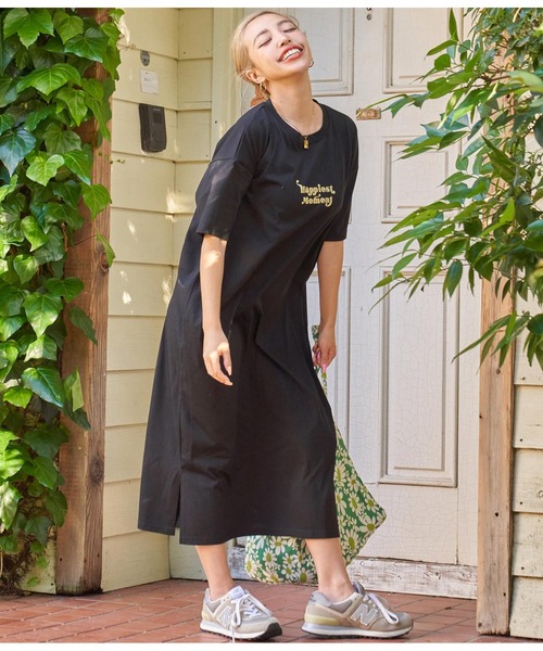 anap mimpi（アナップミンピ）の「SUNメッセージプリントTシャツ