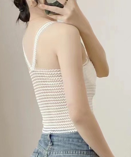Vipoa(ヴィポア)の「lace camisole(キャミソール・レディース・ブラック/ホワイト・FREE)」の4枚目の写真