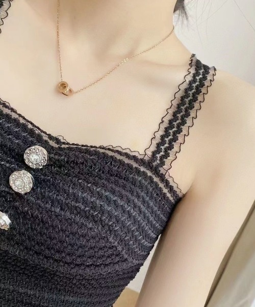 Vipoa(ヴィポア)の「lace camisole(キャミソール・レディース・ブラック/ホワイト・FREE)」の6枚目の写真