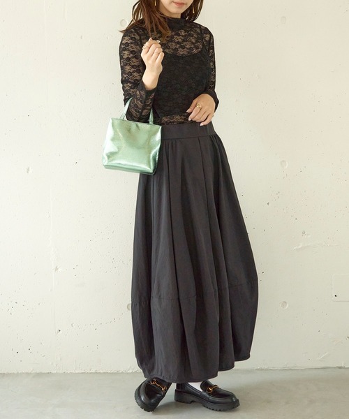 MAISON BREEZE reveur(メゾンブリーズレヴール)の「【MAISON BREEZE reveur】metallic square handbag メタルスクエアハンドバッグ(ハンドバッグ・レディース・ミント/ブラック/シルバー・FREE)」の10枚目の写真