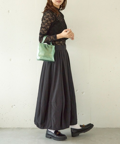 MAISON BREEZE reveur(メゾンブリーズレヴール)の「【MAISON BREEZE reveur】metallic square handbag メタルスクエアハンドバッグ(ハンドバッグ・レディース・ミント/ブラック/シルバー・FREE)」の11枚目の写真