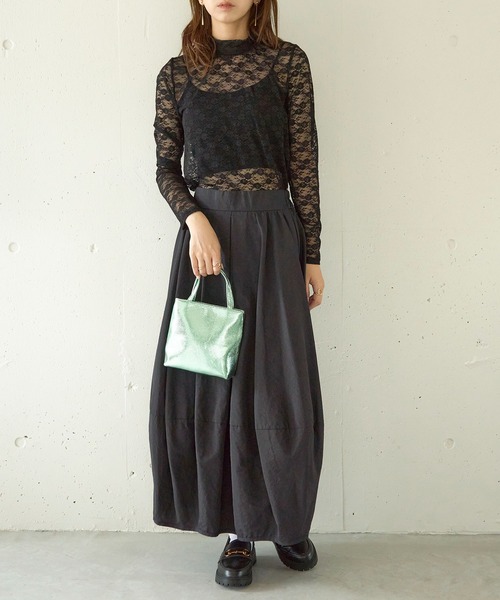 MAISON BREEZE reveur(メゾンブリーズレヴール)の「【MAISON BREEZE reveur】metallic square handbag メタルスクエアハンドバッグ(ハンドバッグ・レディース・ミント/ブラック/シルバー・FREE)」の12枚目の写真