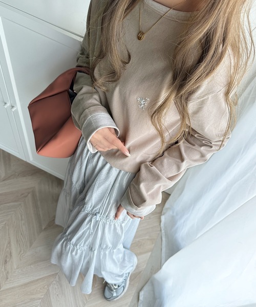 classicalelf(クラシカルエルフ)の「ヴィンテージ感をプラス。綿100%衿バイカラーワンポイント刺繍ロンTシャツ(Tシャツ/カットソー・レディース・カーキ/アイボリー/グレイッシュベージュ/ブラック・X-LARGE/SMALL/MEDIUM/LARGE)」の13枚目の写真
