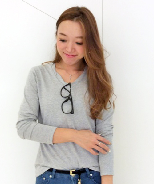 VENCEEXCHANGE（ヴァンスエクスチェンジ）の「ツイストV無地ロンT（Tシャツ/カットソー・レディース・ブラック/オリーブ/ホワイト/グレー/ネイビー・MEDIUM）」の4枚目の写真